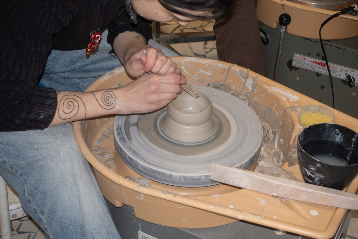 Keramik Diplomausstellung 2025<br />
Projekt von Surya Resch<br />
Foto Matthias Weiss